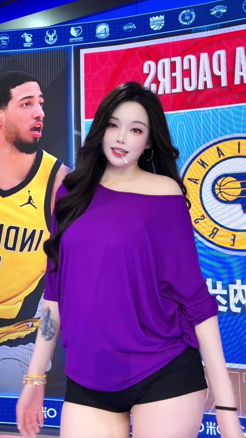 美女主播小太陽：年輕的將軍意氣風(fēng)發(fā)！ 哈利伯頓強的可怕